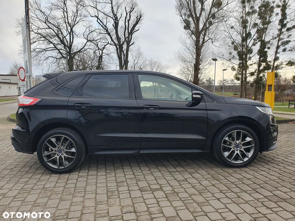 Ford Edge 2.0 TDCi Bi-Turbo 4x4 ST-LINE - 12