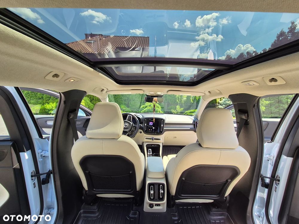 Volvo XC 40 B5 AWD Ultimate Bright - 19