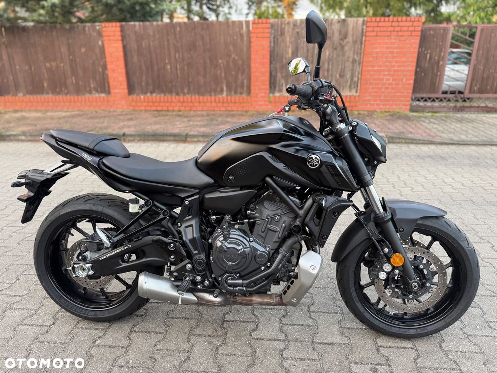 Yamaha MT - 6