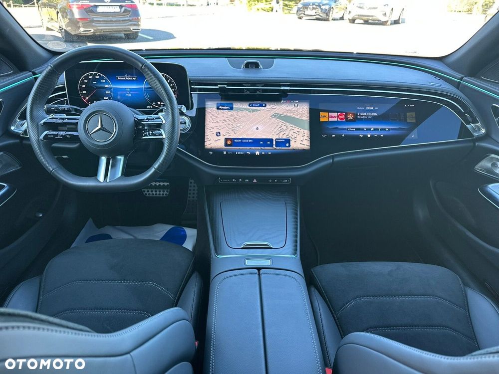 Mercedes-Benz Klasa E 300 de PHEV 4-Matic AMG 9G-Tronic - 7