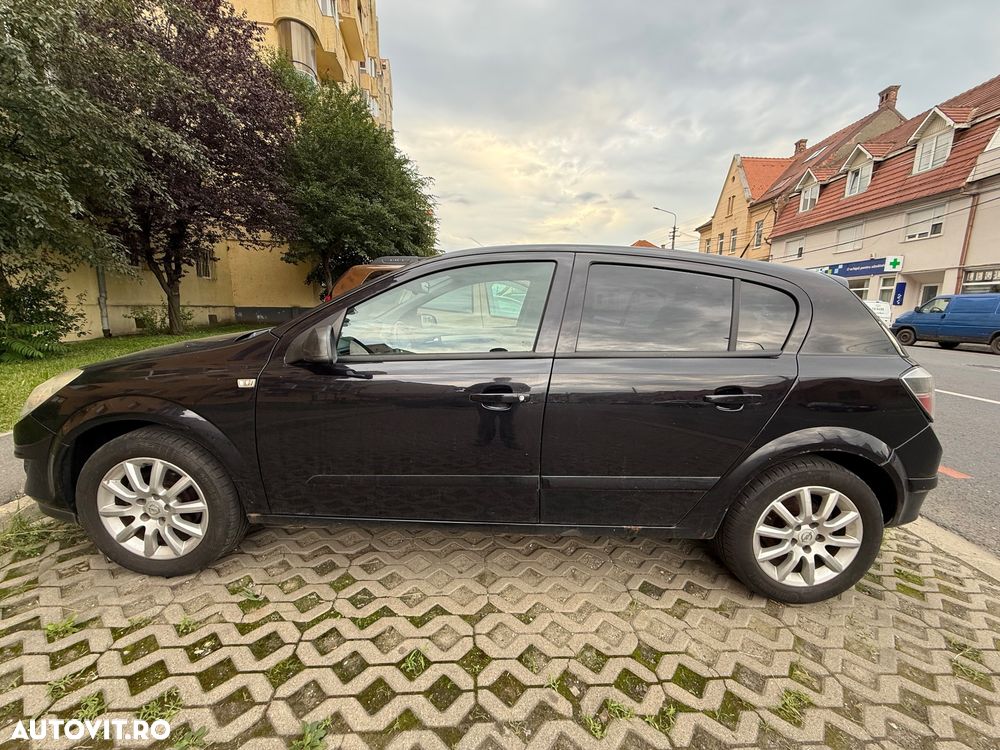 Opel Astra 1.6 Enjoy - 2