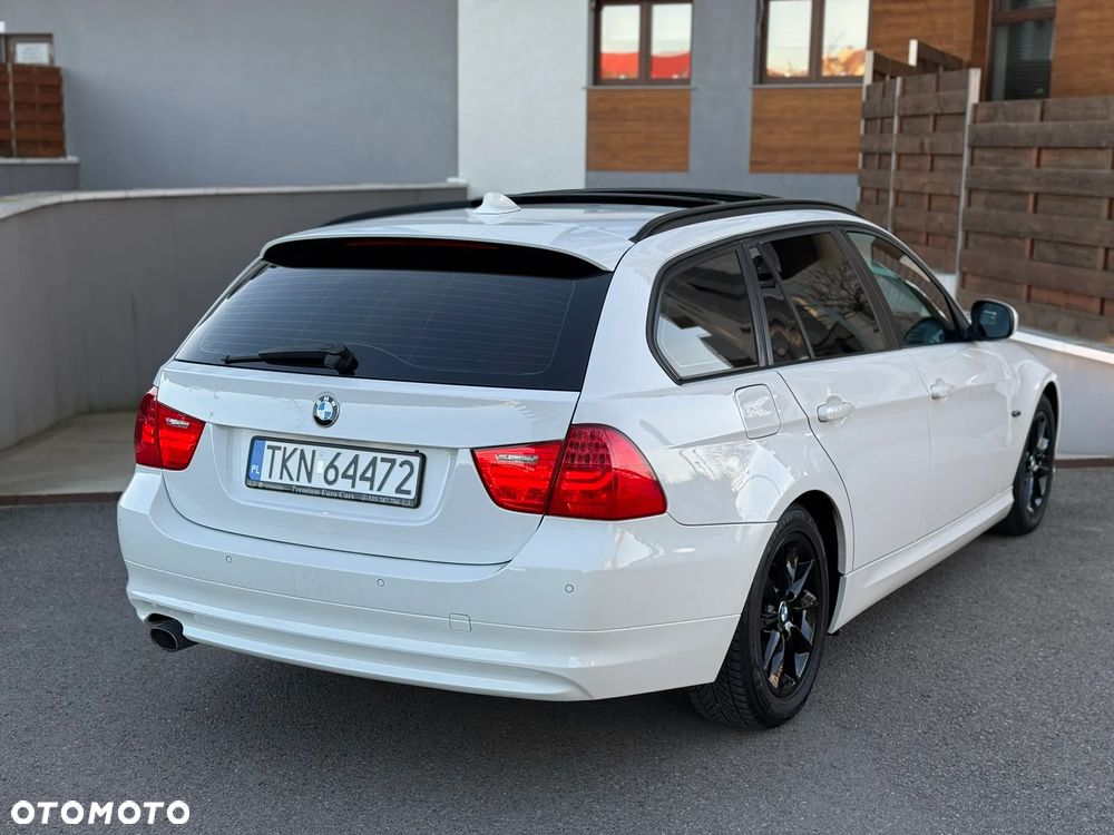 BMW Seria 3 320d Efficient Dynamics Sport Line - 7