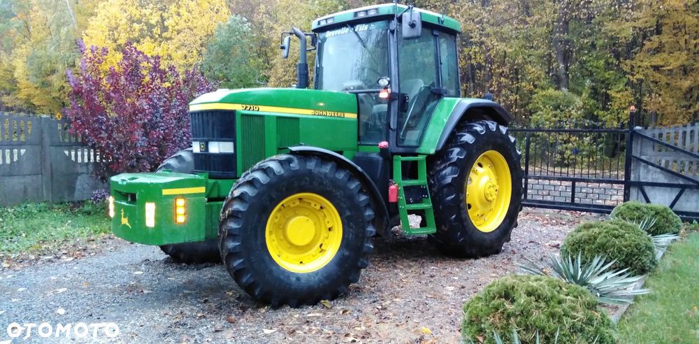 John Deere 7710 - 1