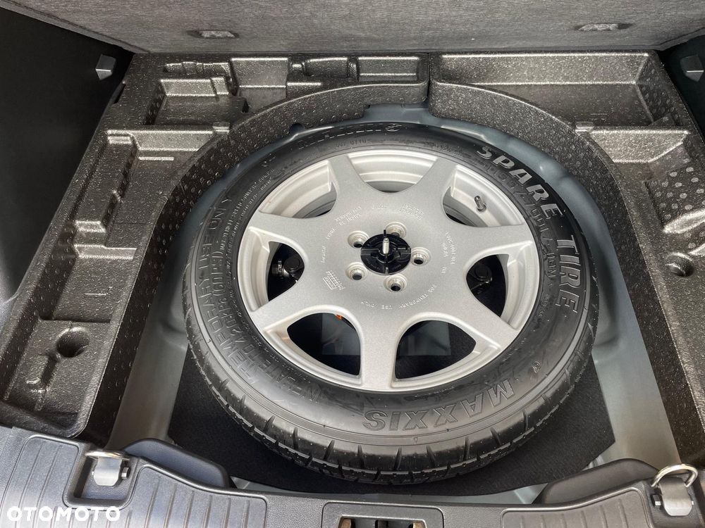 Ford Kuga - 13