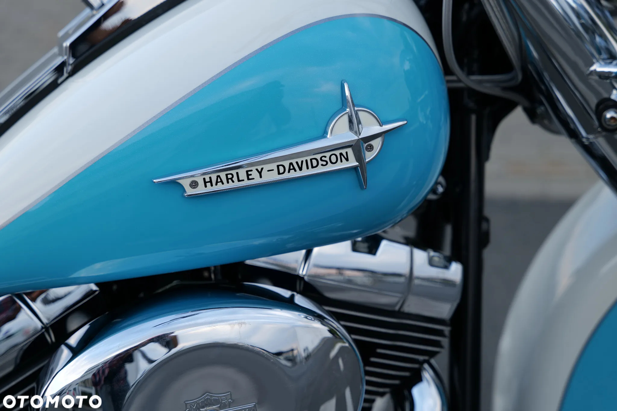 Harley-Davidson Softail Deluxe - 12