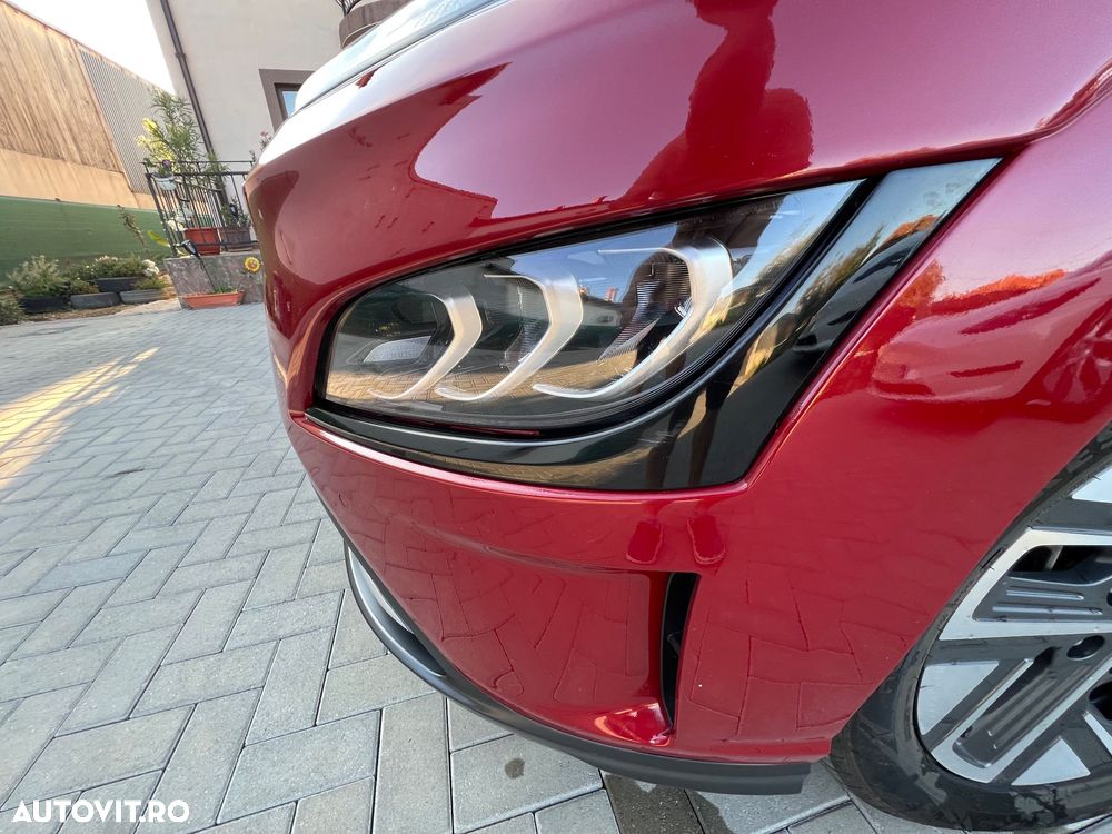 Hyundai KONA 204CP Luxury+ - 12