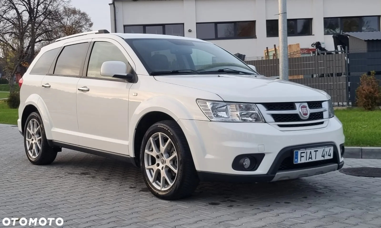 Fiat Freemont 2.0 Multijet Lounge AWD - 4