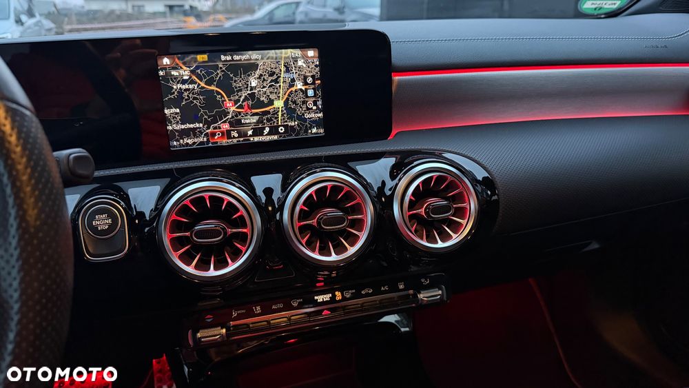 Mercedes-Benz Klasa A 250 e 8G-DCT AMG Line - 20