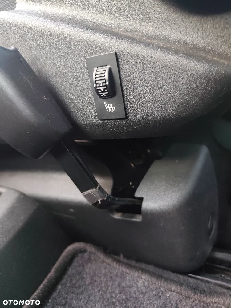 Citroën C4 Picasso 1.6 HDi FAP Exclusive - 22