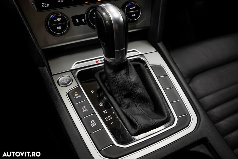 Volkswagen Passat 2.0 TDI SCR (BlueMotion Tech) 4Motion D Highline - 31