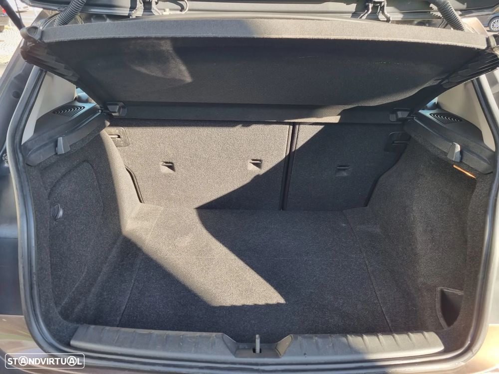 BMW 116 d EfficientDynamics Edition - 24