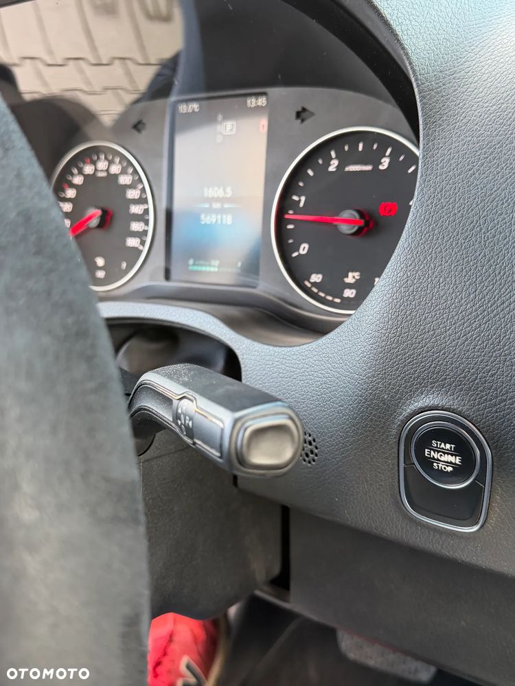 Mercedes-Benz SPRINTER 907 319 - 9