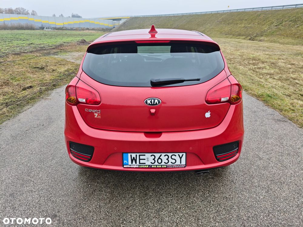 Kia Ceed 1.6 GDI L - 6