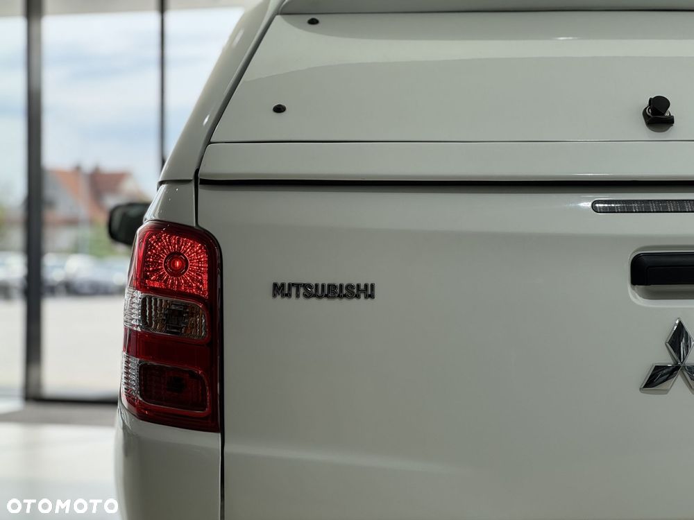 Mitsubishi L200 2.4 d DC Invite EU6 - 31