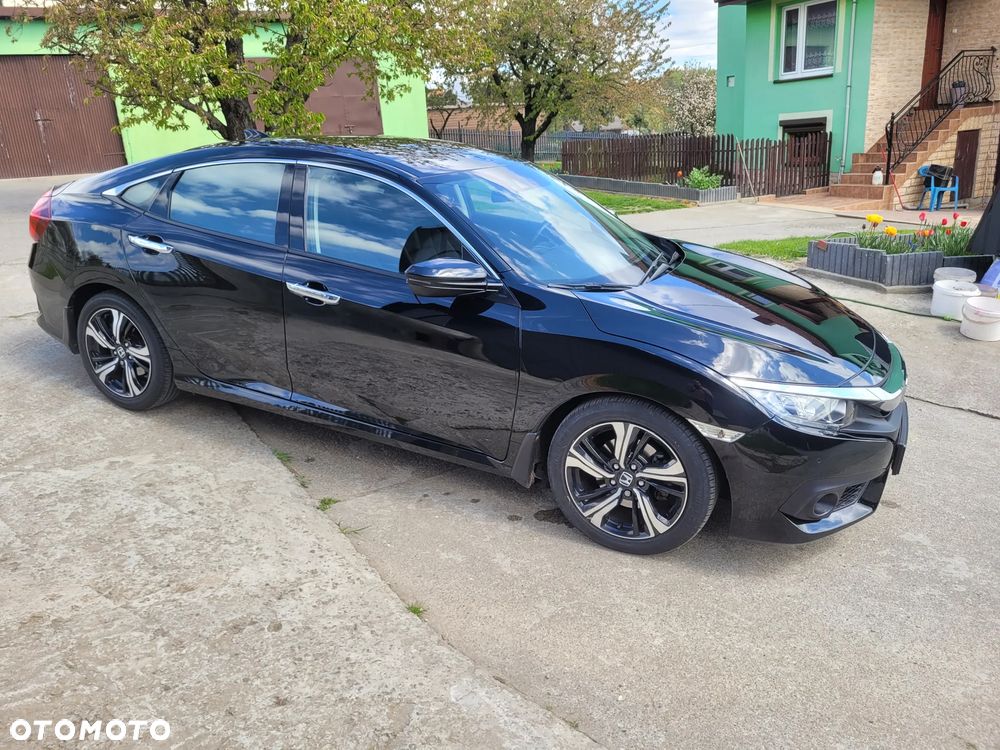 Honda Civic 1.5 T Elegance - 17