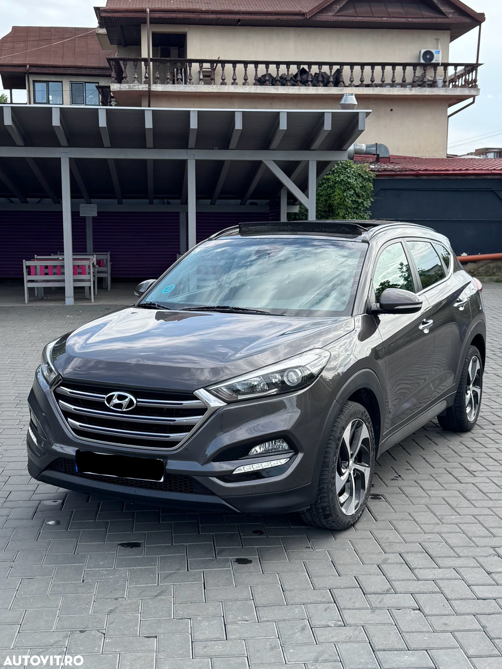 Hyundai Tucson - 1