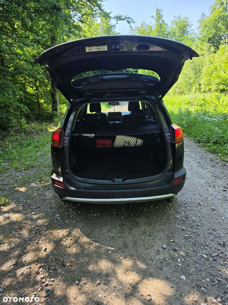 Toyota RAV4 2.0 D-4D Premium - 10
