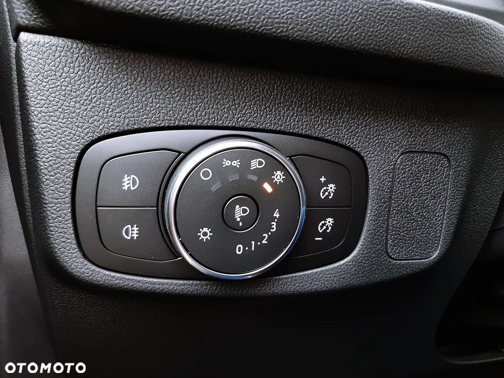Ford Focus 1.5 EcoBlue Titanium X - 34