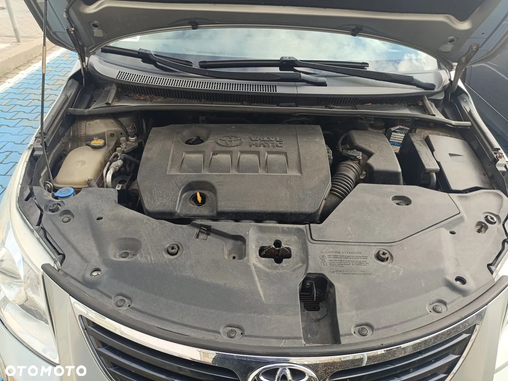 Toyota Avensis 2.0 Prestige MS - 11