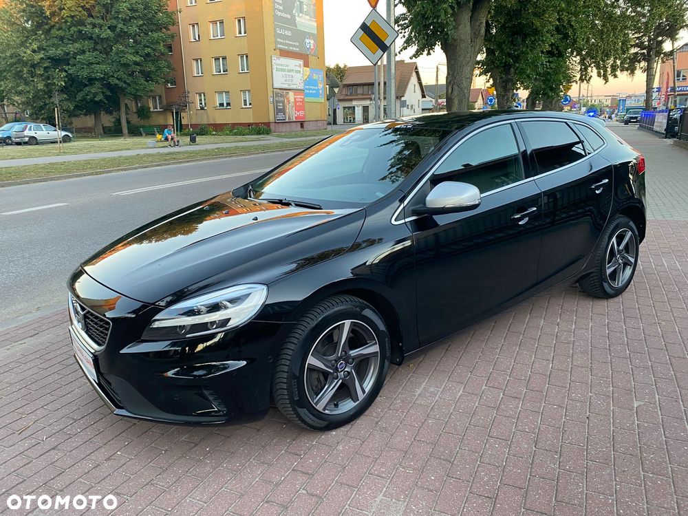 Volvo V40 D3 Geartronic RDesign - 21