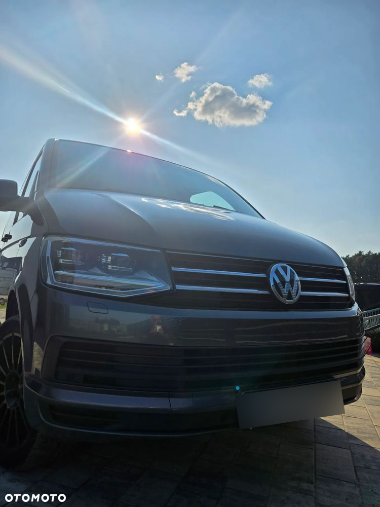 Volkswagen Caravelle - 18
