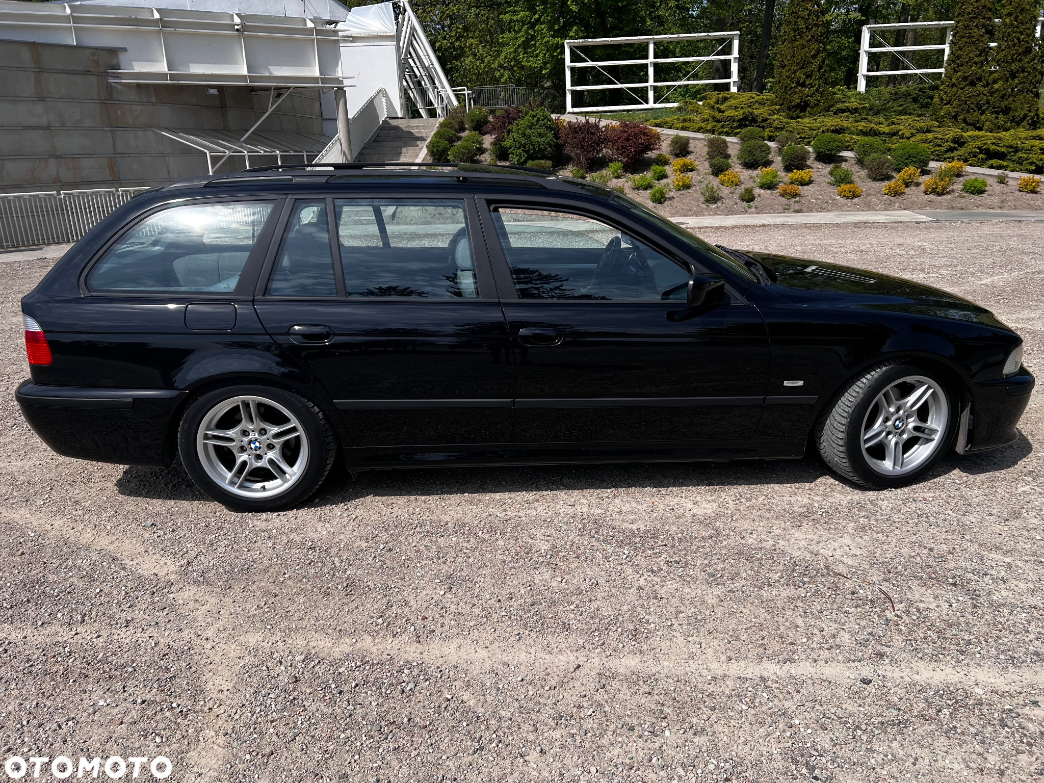 BMW Seria 5 525d - 12