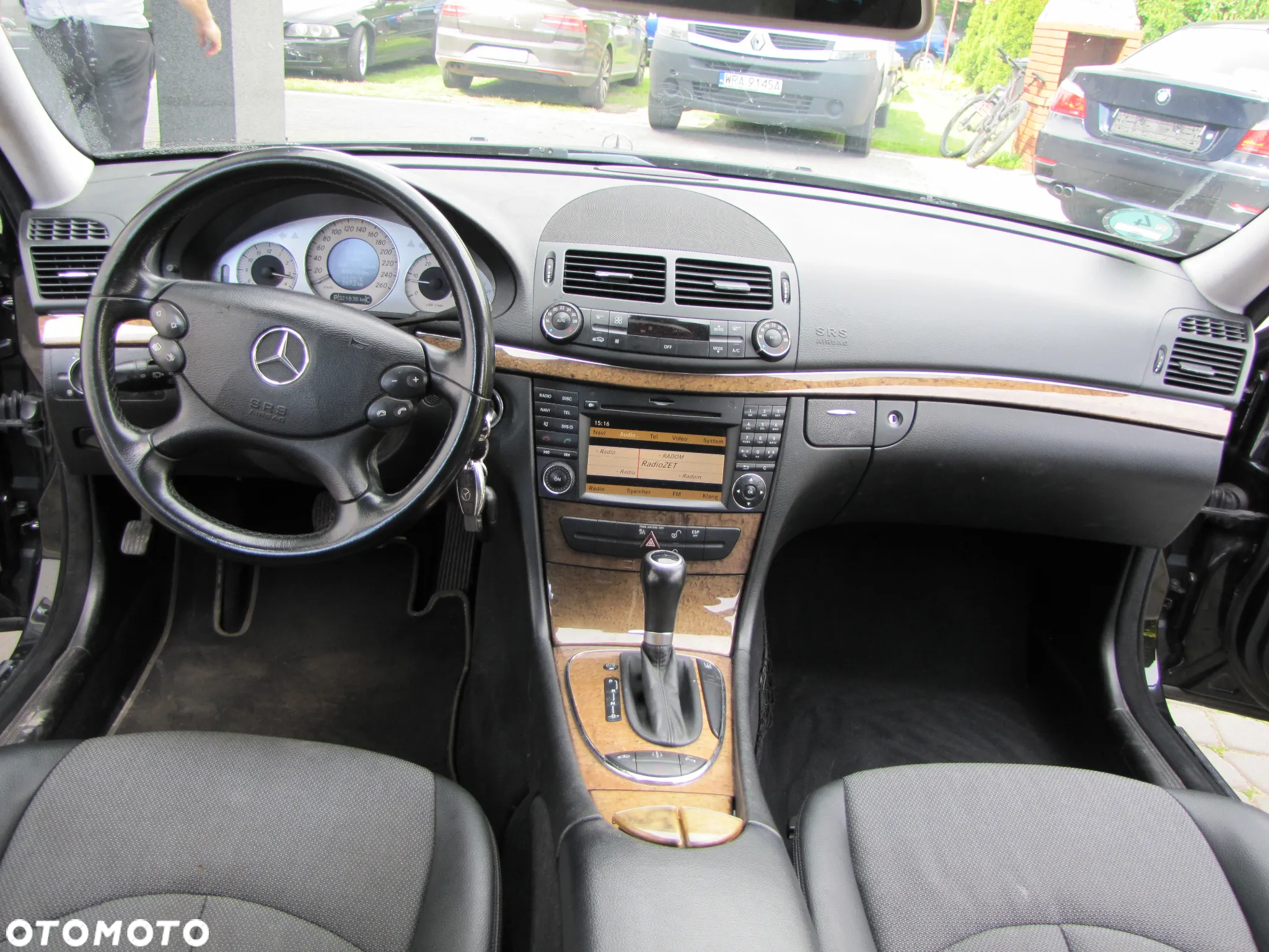 Mercedes-Benz Klasa E - 14