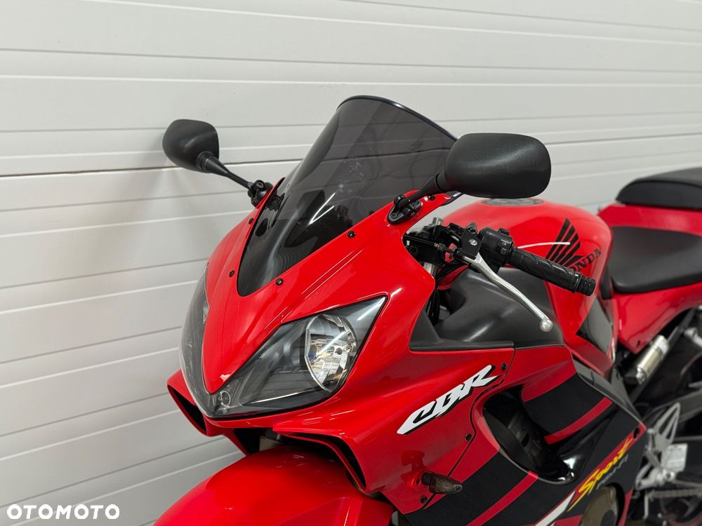 Honda CBR - 24