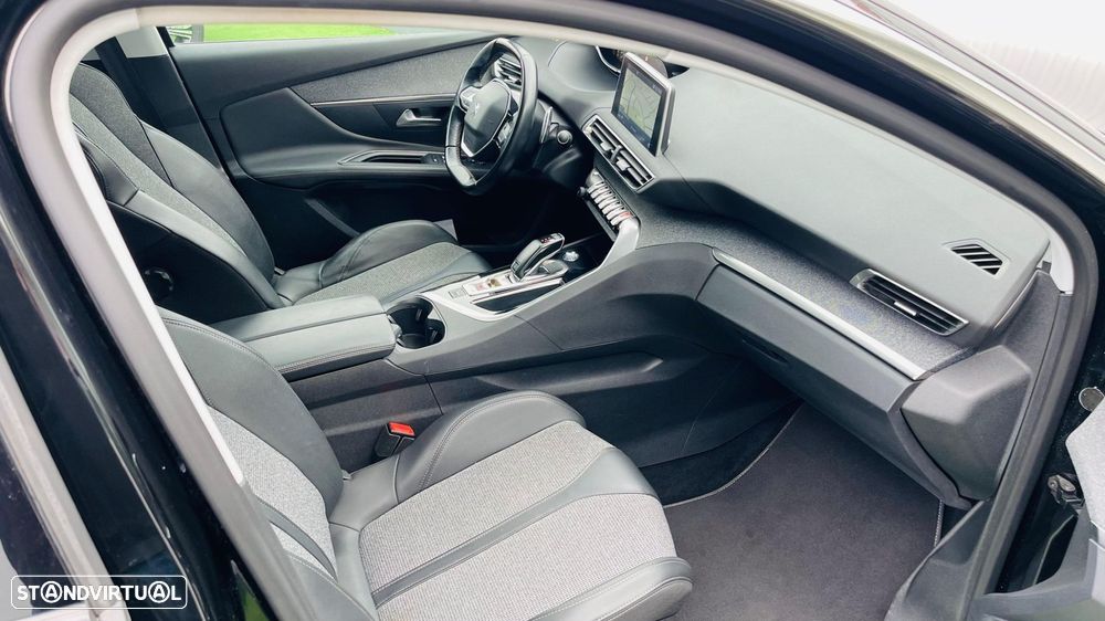 Peugeot 3008 1.5 BlueHDi Allure EAT8 - 10
