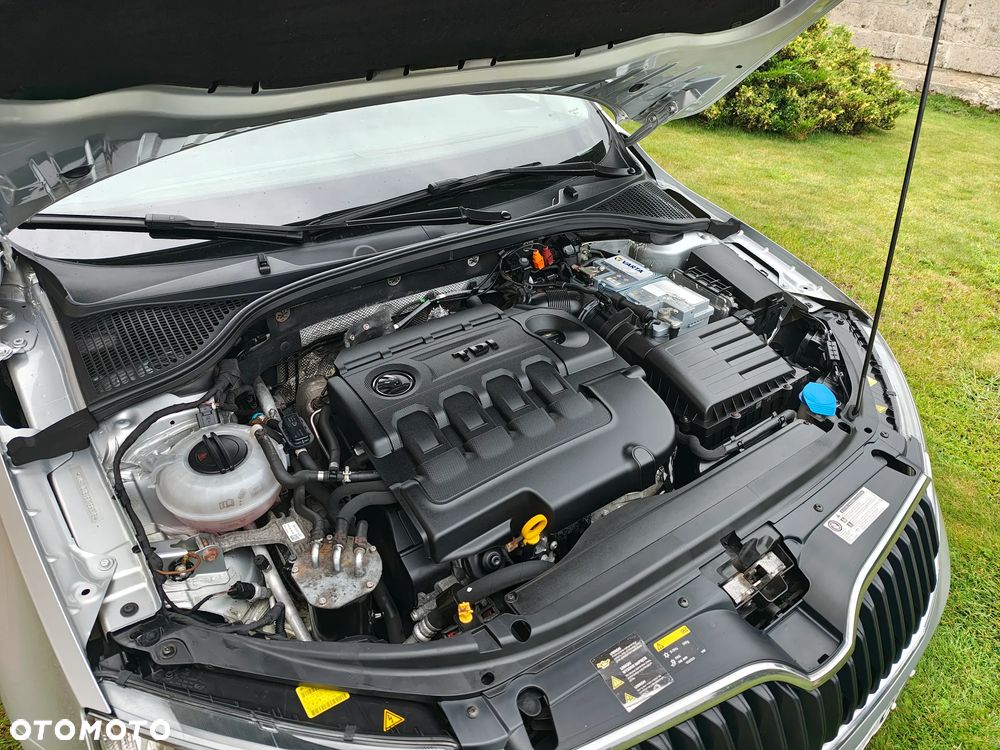 Skoda Octavia 2.0 TDI Elegance DSG - 12