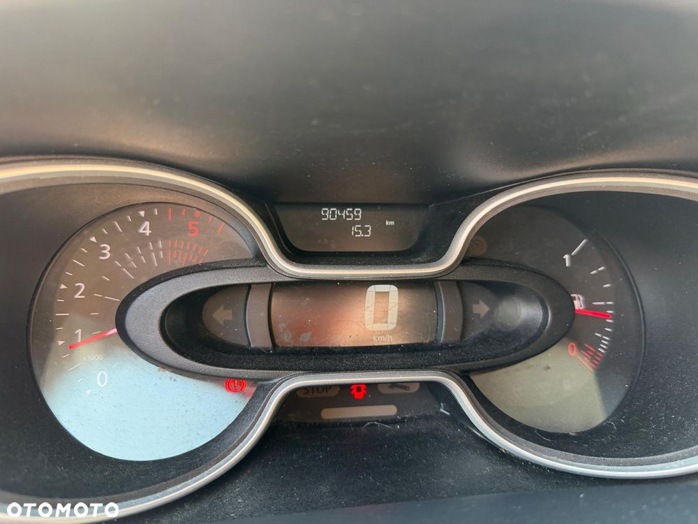 Renault Trafic / 2.0D / 120KM / LED / Najbogatsza wersja / 90000 KM / FV23% - 15