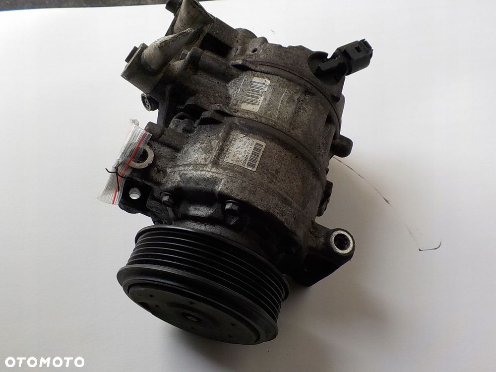 AUDI A4 B6 2.0 TDI SPRĘŻARKA POMPA KLIMATYZACJI 8E0260805BP - 4