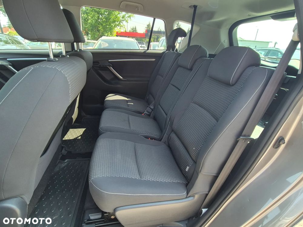 Toyota Verso 1.6 D-4D Prestige - 26