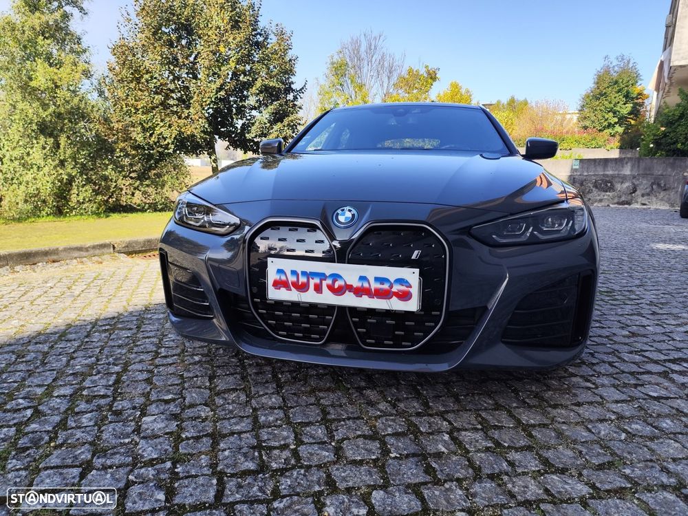 BMW i4 eDrive40 Edição Desportiva M - 16