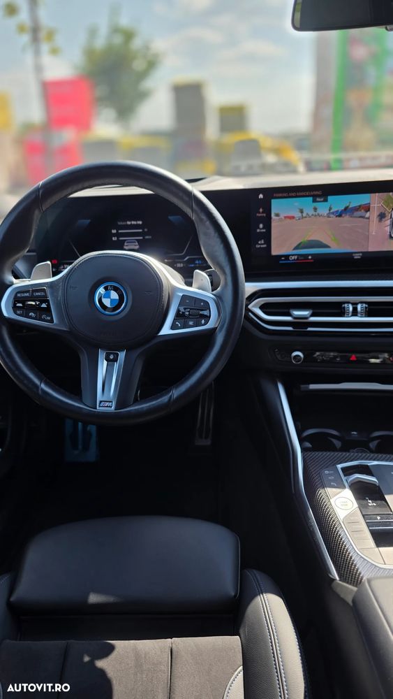 BMW Seria 3 330e xDrive Aut. M Sport - 23