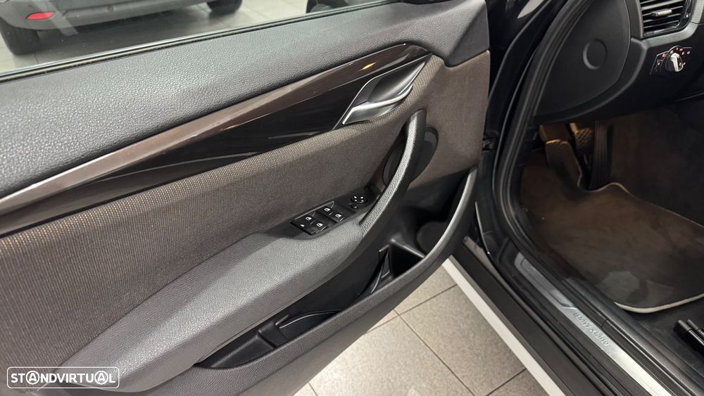 BMW X1 16 d sDrive Line Sport - 26