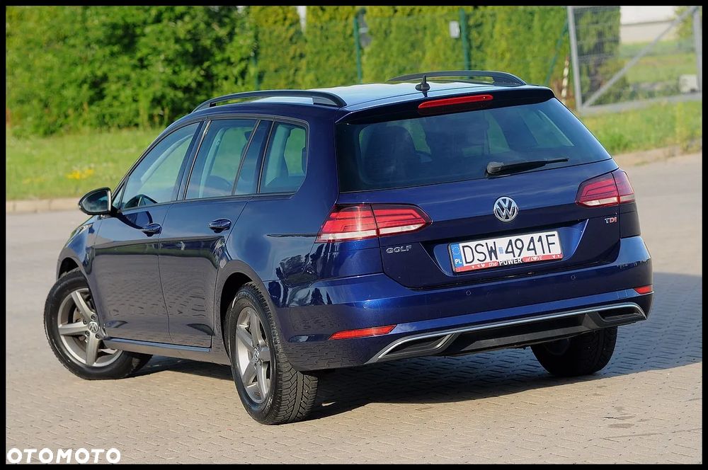 Volkswagen Golf 1.6 TDI SCR Comfortline - 12