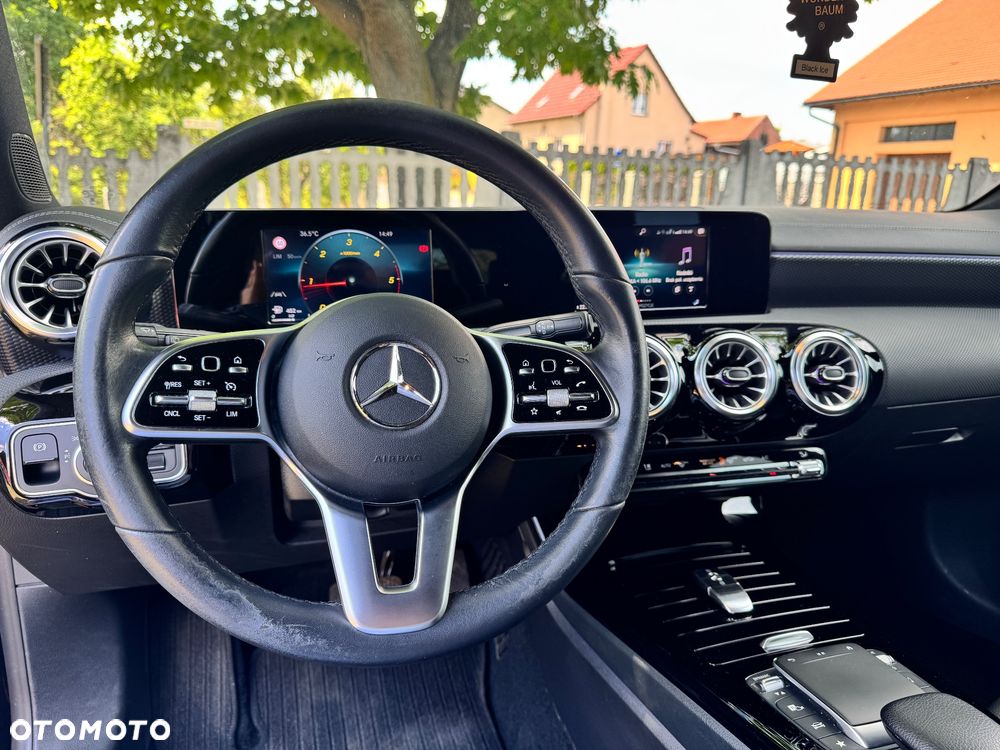 Mercedes-Benz CLA 200 d Progressive 8G-DCT - 10