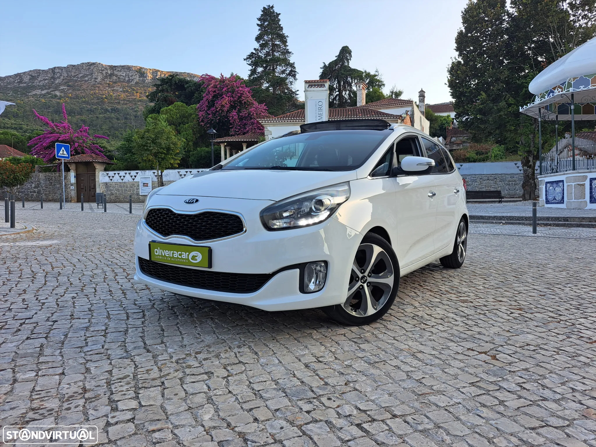 Kia Carens 1.7 CRDi ISG TX - 14