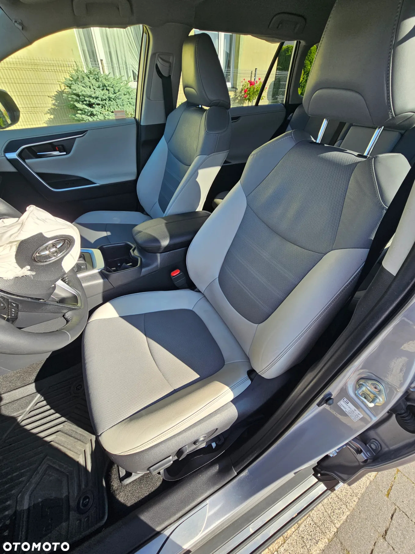 Toyota RAV4 2.5 Hybrid Executive 4x4 - 27