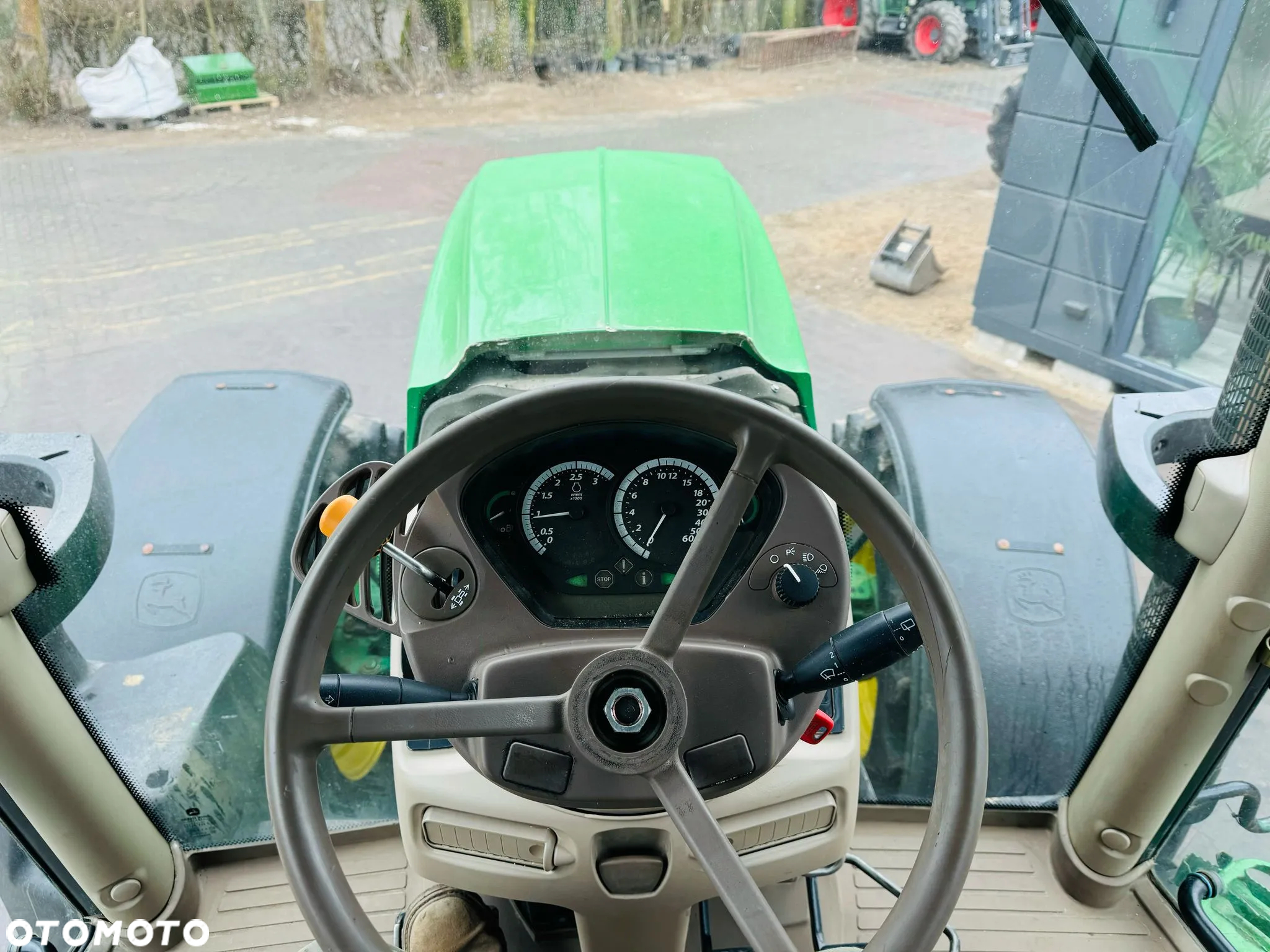 John Deere 6170R - 11