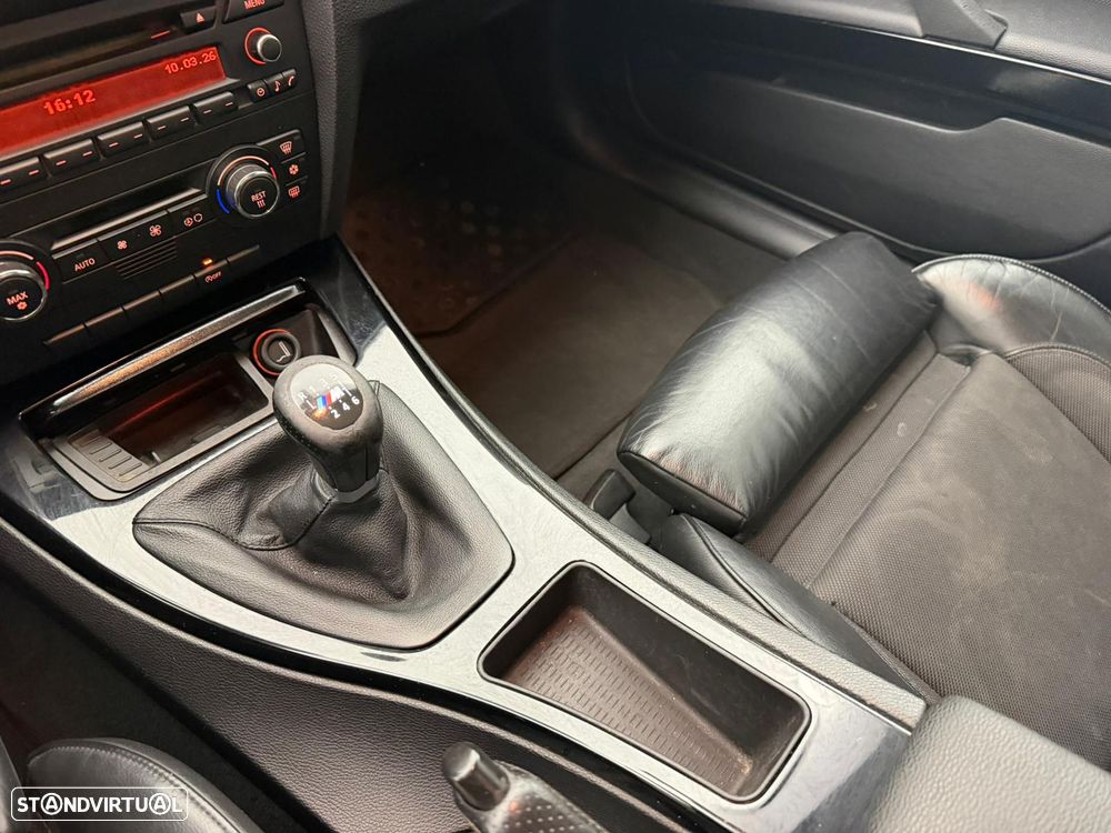 BMW 320 d Coupe - 12