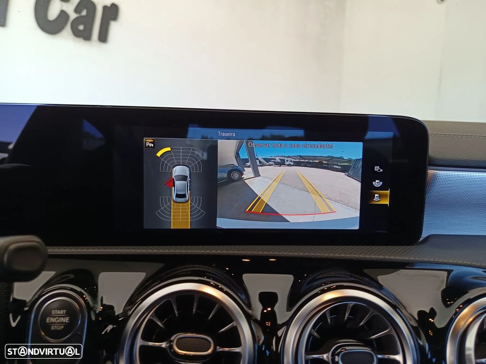 Mercedes-Benz A 250 Limousine e AMG Line - 16