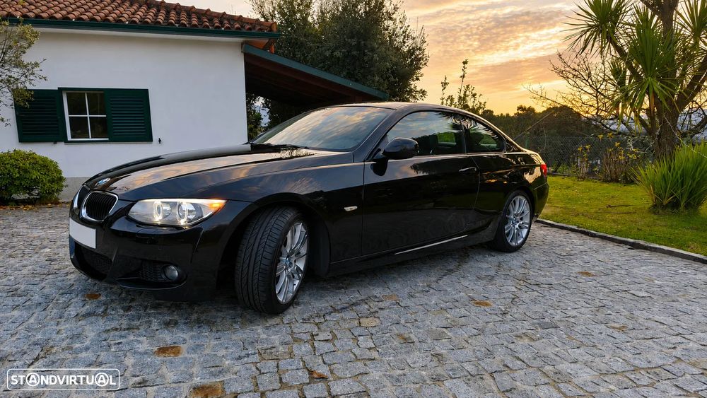 BMW 320 d Coupe Edição M - 3