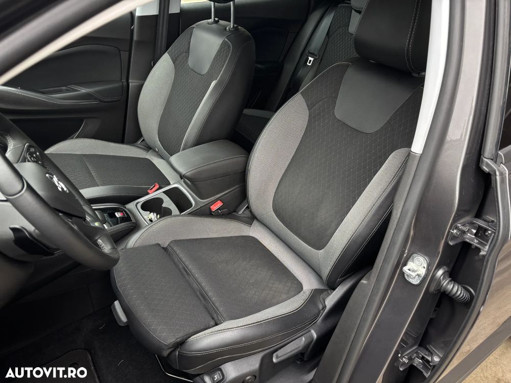 Opel Grandland X Plug-in-Hybrid 1.6 DI Start/Stop Aut Business INNOVATION - 38