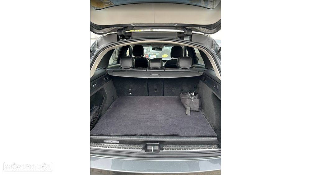 Mercedes-Benz GLC 300 e 4Matic - 11