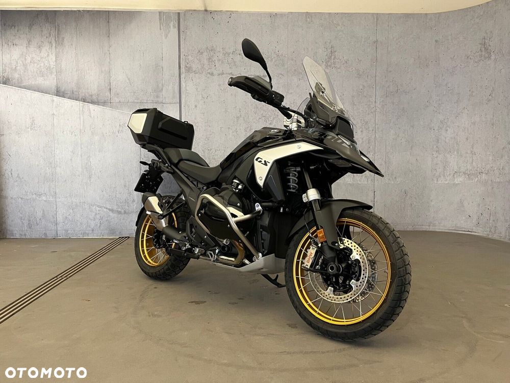 BMW R - 1