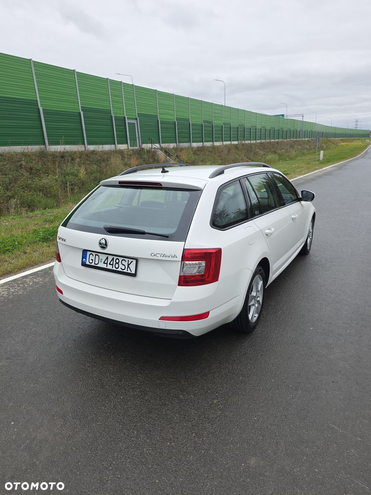 Skoda Octavia 2015 photo 3