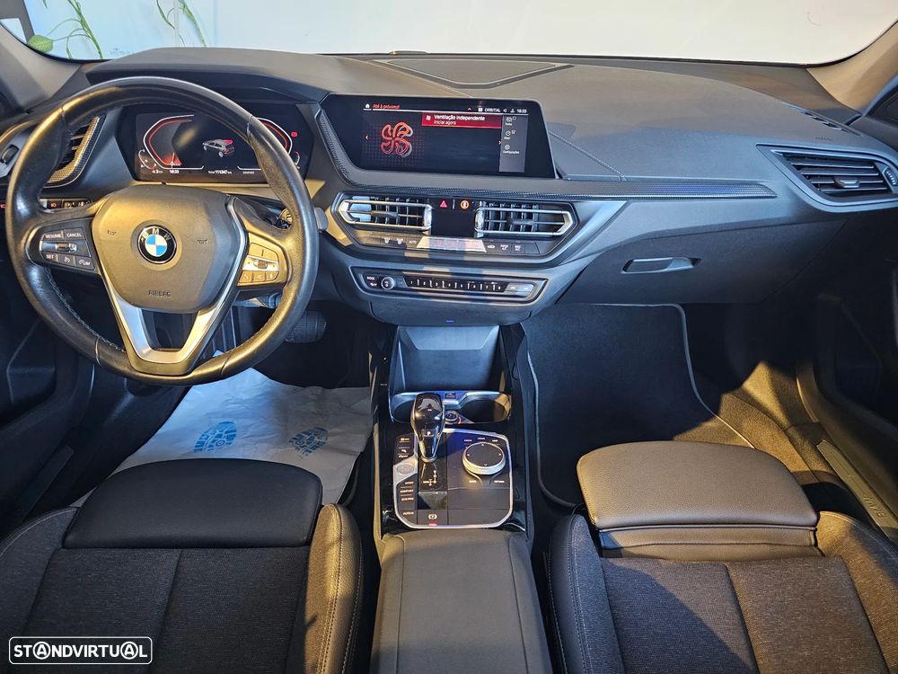 BMW 118 i Line Sport Auto - 31