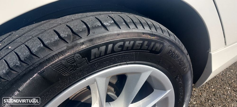 BMW 116 d Line Urban Auto - 19